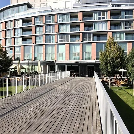 Eurovea 2bedroom By Danube Free Parking Apartman Pozsony