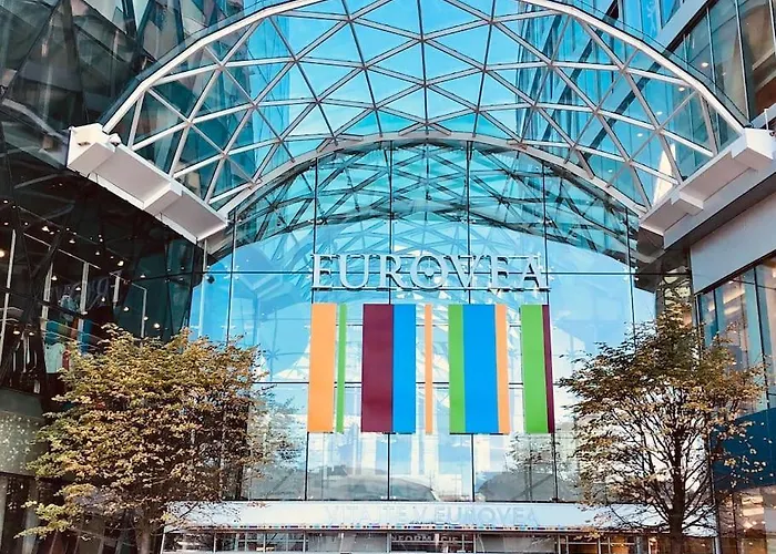 Eurovea 2bedroom By Danube Free Parking Pozsony