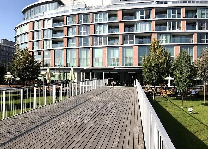 Eurovea 2bedroom By Danube Free Parking Apartman Pozsony